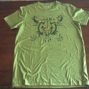 Free state shirt size medium